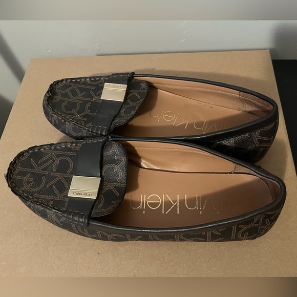 Classic Calvin Klein Brown Loafers - Picture 5 of 13